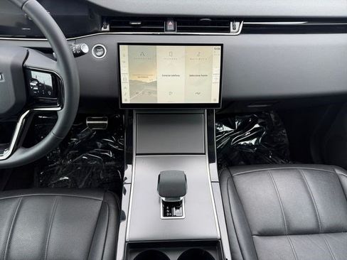 Used 2024 Land Rover Range Rover Evoque Dynamic SE AWD/4WD image 15