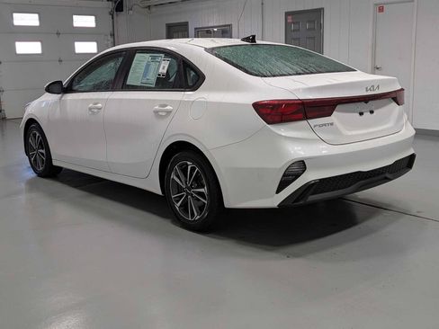 Used 2024 Kia Forte LXS w/ LXS Technology Package FWD image 10
