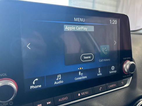 Used 2024 Nissan Sentra SV FWD image 19