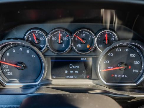 Used 2019 Chevrolet Silverado 1500 LT w/ Convenience Package RWD image 19