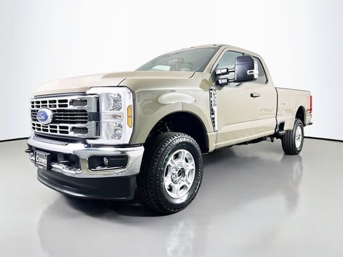 New 2026 Ford F350 XLT w/ FX4 Off-Road Package AWD/4WD image 5
