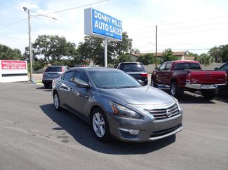 Used 2015 Nissan Altima 2.5 SV image 1