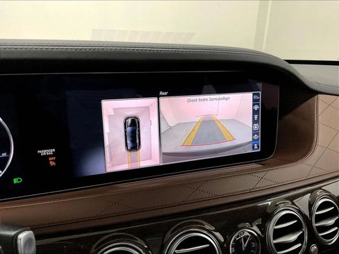Used 2018 Mercedes-Benz S 560 4MATIC Sedan image 28