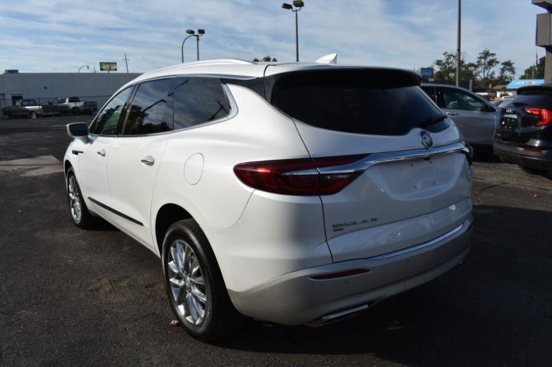 Used 2020 Buick Enclave Essence w/ Sound and Sites Package AWD/4WD image 4