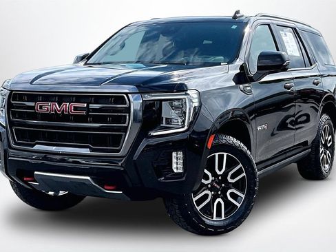 Used 2024 GMC Yukon AT4 w/ AT4 Premium Package AWD/4WD image 3