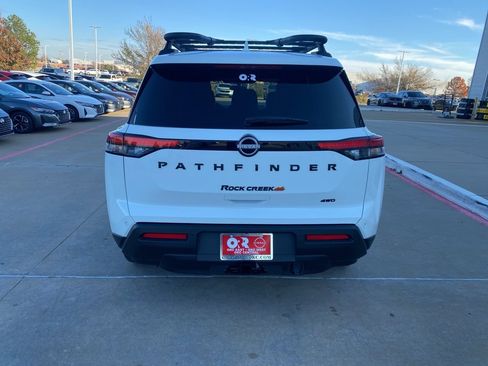 New 2025 Nissan Pathfinder Rock Creek image 4