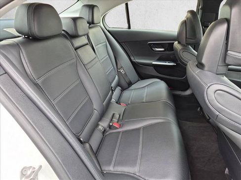 Used 2022 Mercedes-Benz C 300 Sedan image 19