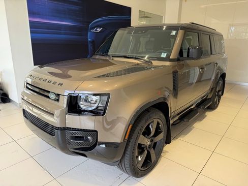 New 2025 Land Rover Defender 130 X-Dynamic SE AWD/4WD image 1