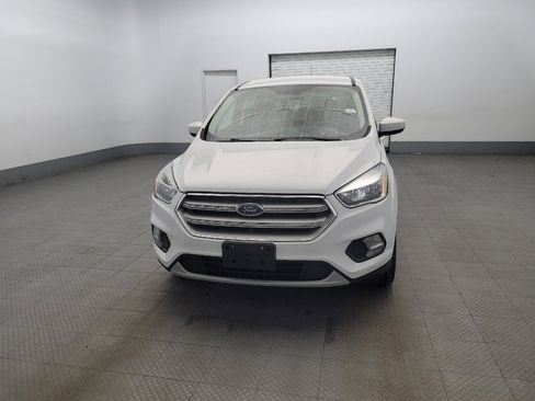 Used 2019 Ford Escape SE image 15