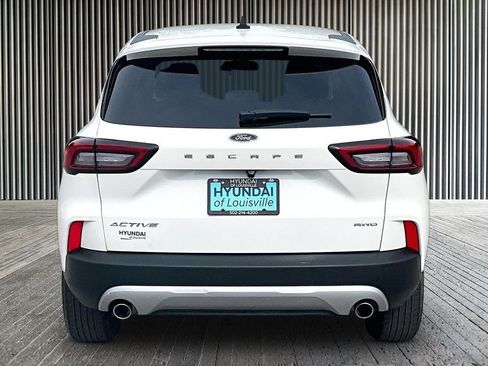 Used 2023 Ford Escape Active AWD/4WD image 5