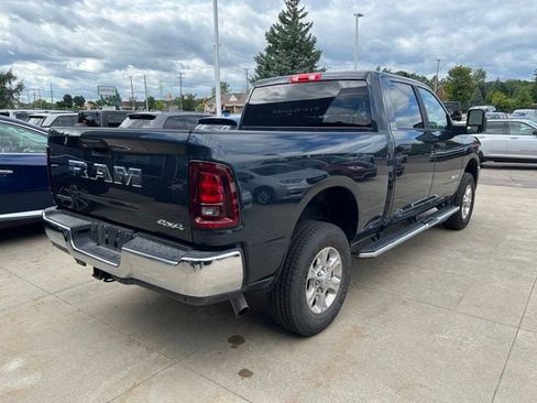 Used 2026 RAM 2500 Big Horn AWD/4WD image 6
