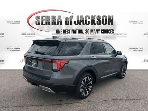 Used 2026 Ford Explorer Platinum w/ LUX Leather Package image 9