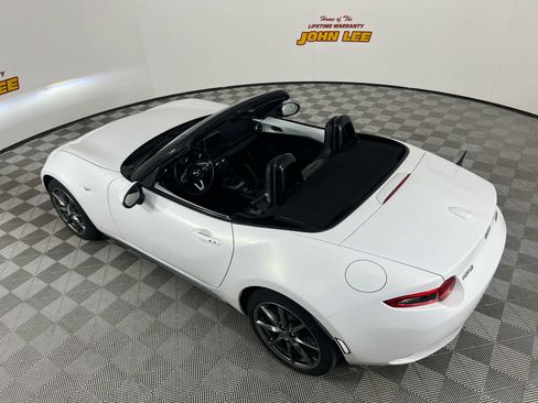 Used 2016 MAZDA MX-5 Miata Grand Touring RWD image 14