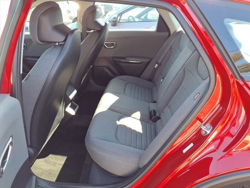 Used 2025 Kia K4 EX image 21
