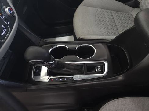 Used 2023 Chevrolet Equinox LT w/ LPO, Floor Liner Package image 20