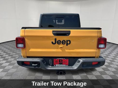 Used 2021 Jeep Gladiator Sport AWD/4WD image 4