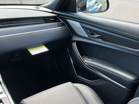 New 2024 Jaguar XF R-Dynamic SE image 26