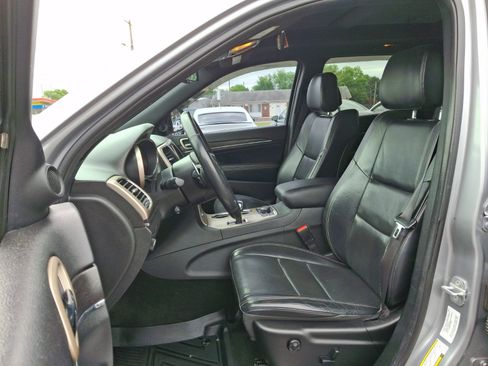 Used 2014 Jeep Grand Cherokee Limited w/ Luxury Group II AWD/4WD image 13