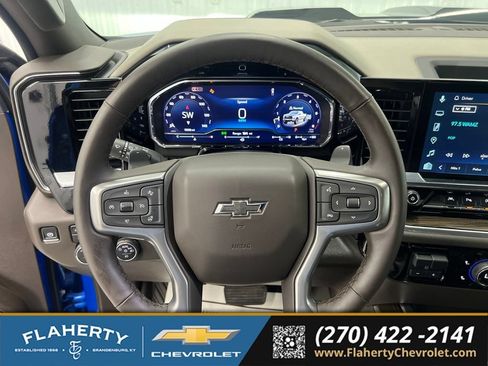 Used 2025 Chevrolet Silverado 1500 LT Trail Boss w/ LT Trail Boss Premium Package AWD/4WD image 28