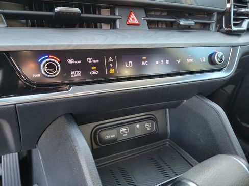 Certified 2023 Kia Sportage X-Line w/ X-Line Premium Package AWD/4WD image 19