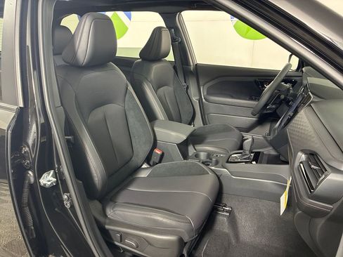 Certified 2025 Subaru Forester Touring w/ Protection Package AWD/4WD image 37