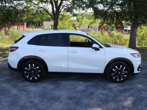 Used 2026 Honda HR-V EX-L image 4