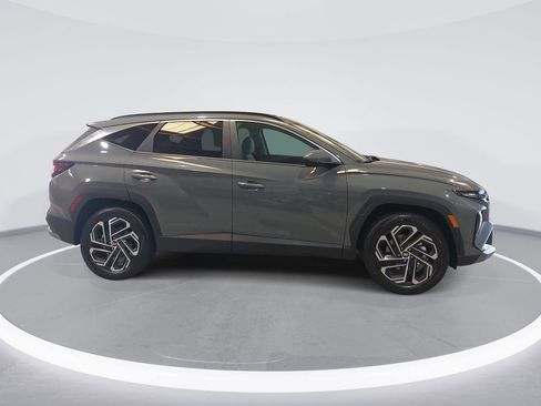 New 2026 Hyundai Tucson SEL Plus FWD image 4