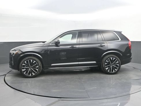 Certified 2026 Volvo XC90 B6 Ultra AWD/4WD image 2