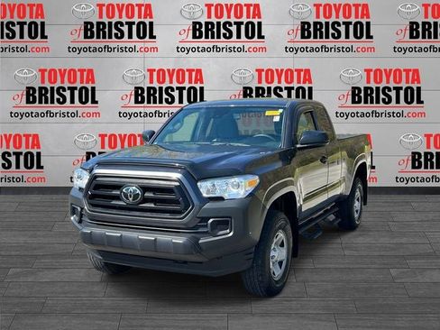 Used 2023 Toyota Tacoma SR image 8
