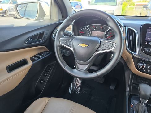 Used 2023 Chevrolet Equinox Premier FWD image 10