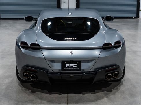Used 2021 Ferrari Roma RWD image 5