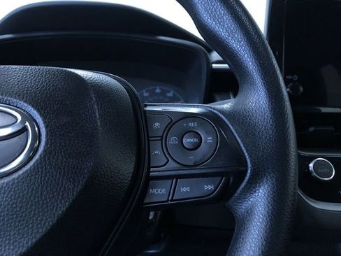 Certified 2025 Toyota Corolla LE image 26