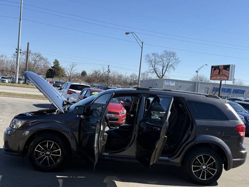 Used 2017 Dodge Journey SE w/ Flexible Seating Group FWD image 20