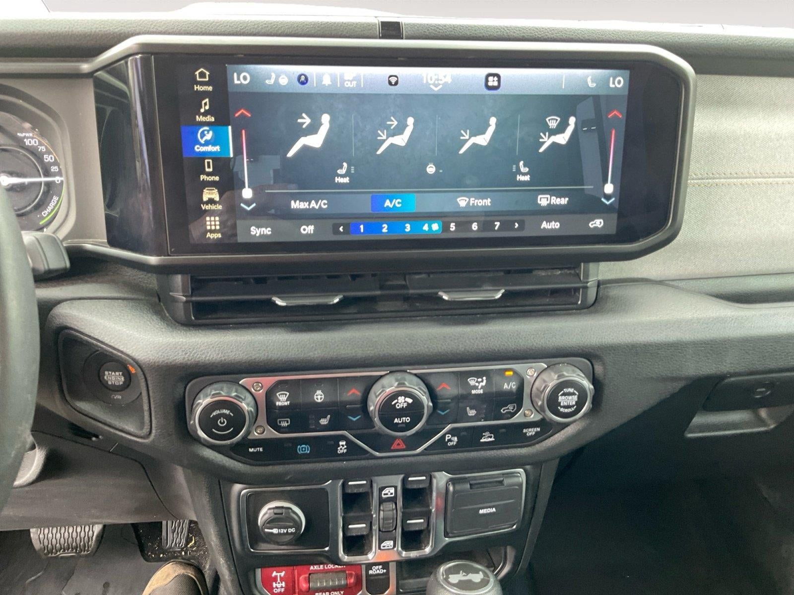 Used 2024 Jeep Wrangler Unlimited AWD/4WD image 11