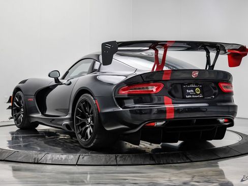 Used 2017 Dodge Viper ACR w/ Extreme Aero Package RWD image 13