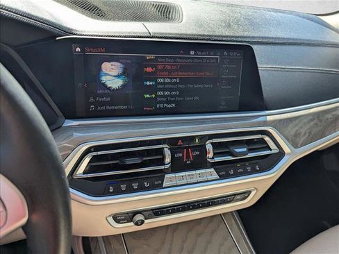Used 2022 BMW X7 xDrive40i w/ Executive Package image 15