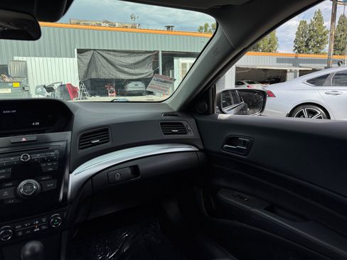 Used 2020 Acura ILX FWD image 18