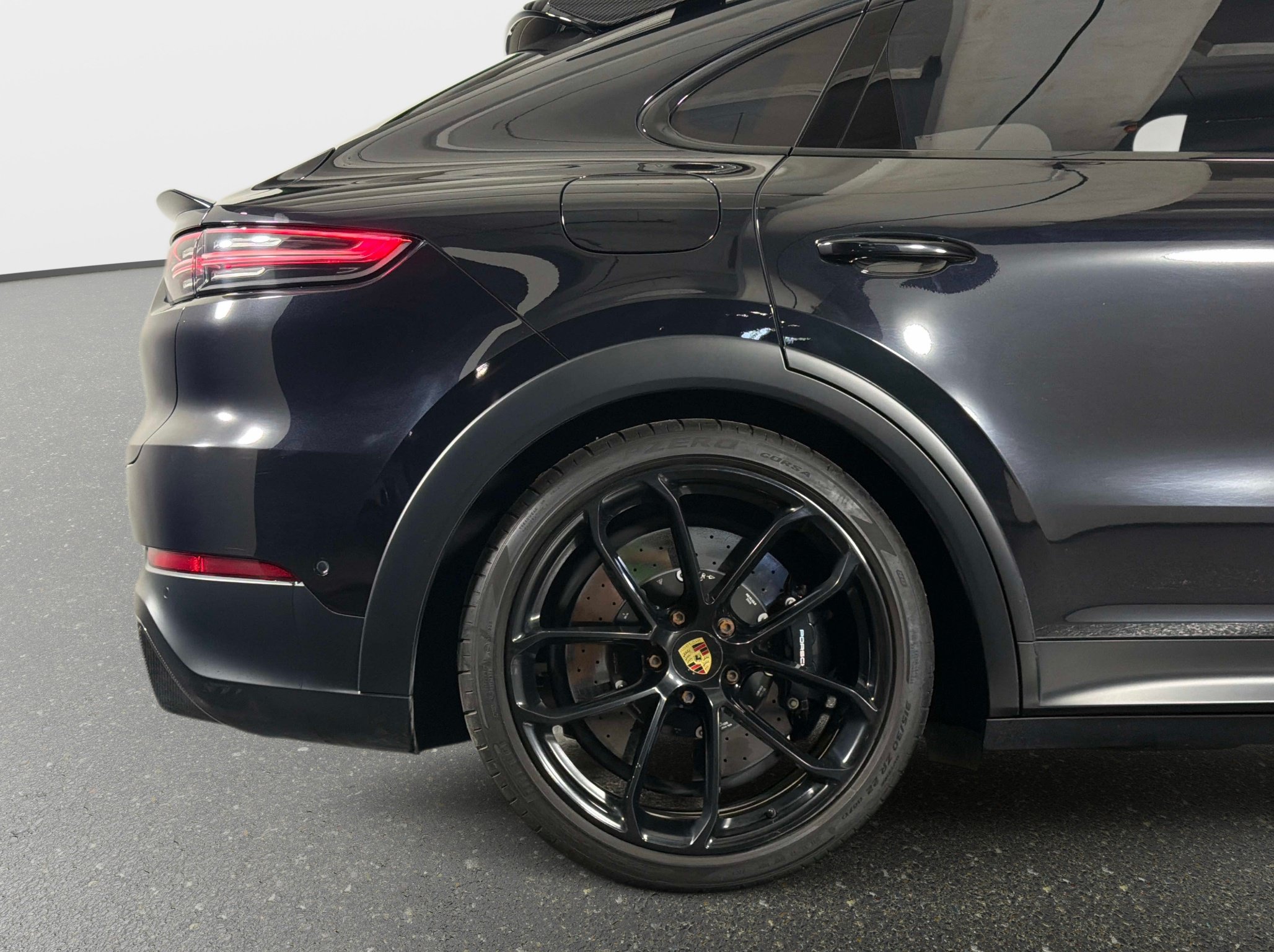 Used 2022 Porsche Cayenne Turbo GT AWD/4WD image 5