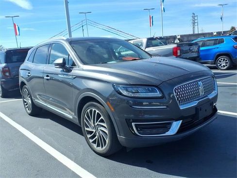 Used 2019 Lincoln Nautilus Reserve w/ Driver Assistance Package image 5