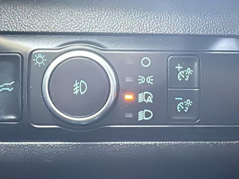 Certified 2022 Ford Escape SEL image 17