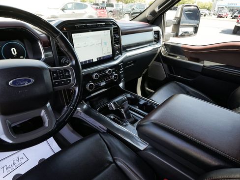 Used 2022 Ford F150 Lariat w/ Equipment Group 502A High AWD/4WD image 15