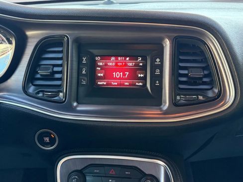 Used 2016 Dodge Challenger R/T RWD image 22