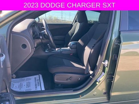 Used 2023 Dodge Charger SXT w/ Blacktop Package image 23