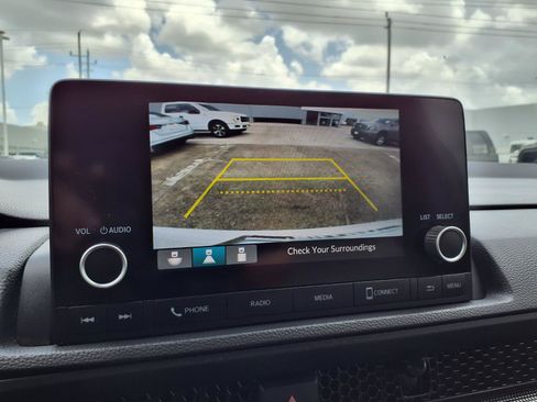 Used 2025 Honda CR-V LX image 6