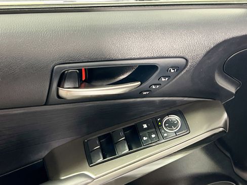 Used 2023 Lexus IS 350 F Sport w/ Memory Package RWD image 16