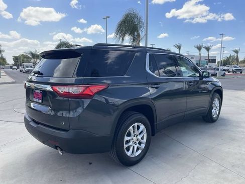 Certified 2021 Chevrolet Traverse LT FWD image 8