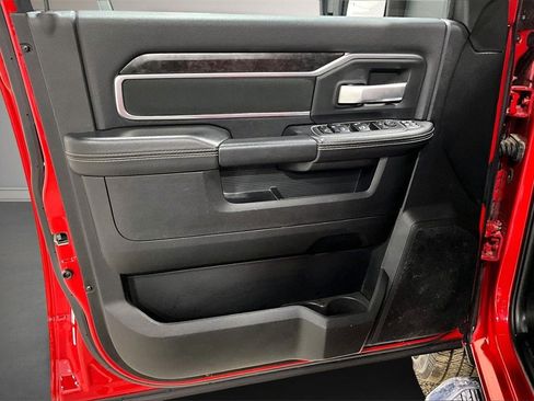 Used 2024 RAM 2500 Big Horn w/ Bed Utility Group image 20