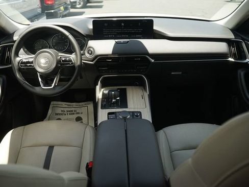Used 2025 MAZDA CX-90 3.3 Turbo w/ Preferred Package AWD/4WD image 23
