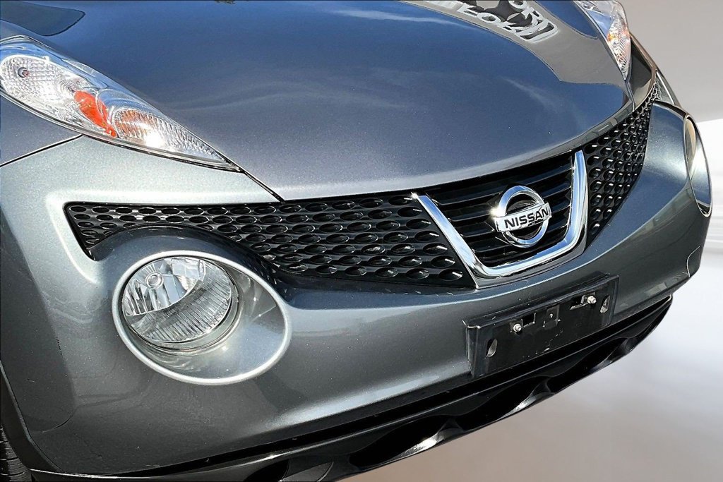 Used 2014 Nissan Juke SV w/ Navigation Package AWD/4WD image 29