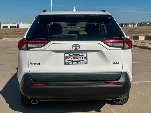 Certified 2024 Toyota RAV4 XLE image 4